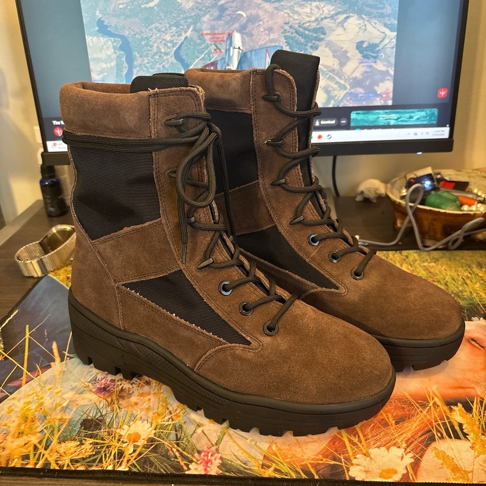 Yeezy Season 4 Combat Boots - Oil
